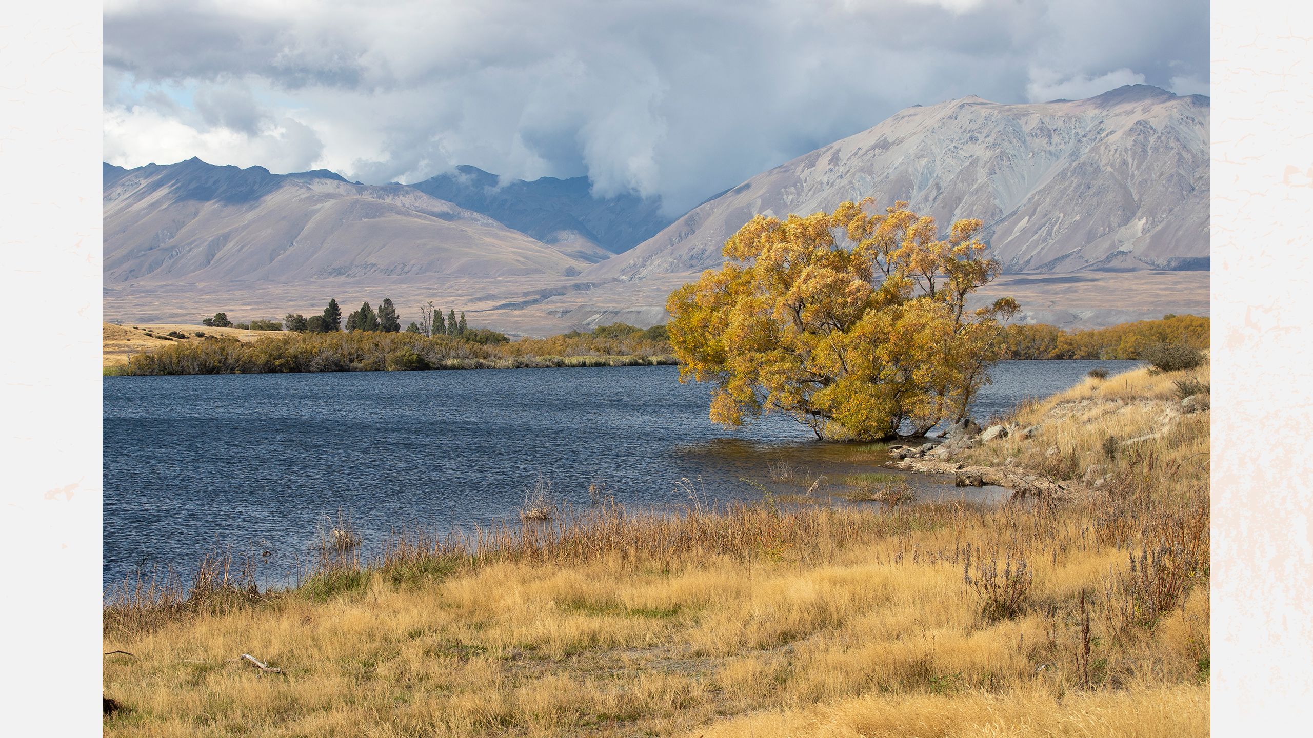 Lake McGregor is frequently used by tourists.