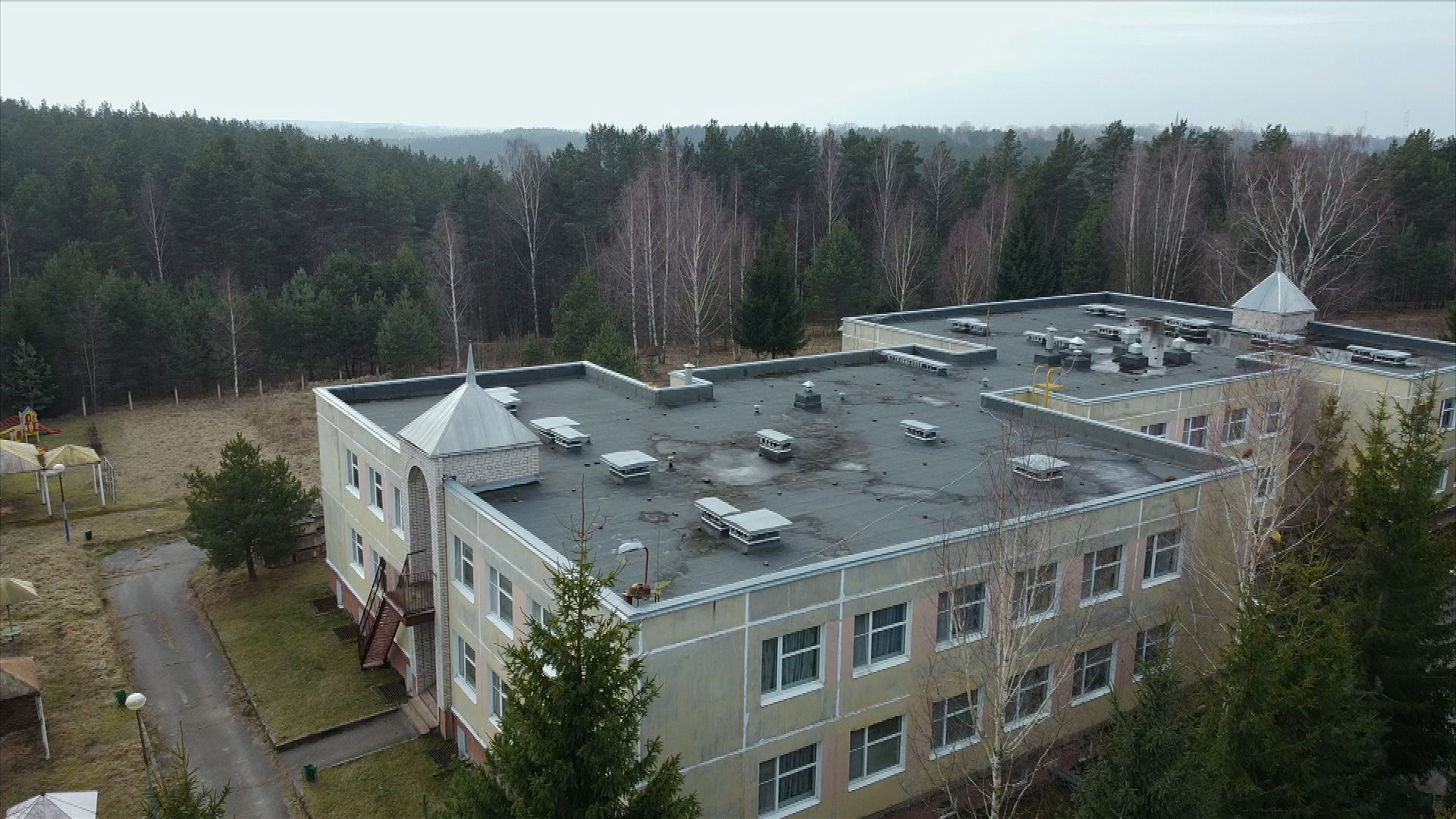 An image of Emma's orphanage in Russia