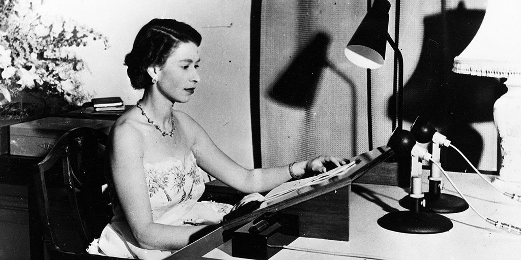 Queen Elizabeth II's first tour of New Zealand was filled with classic Kiwi moments - Vimarsana News